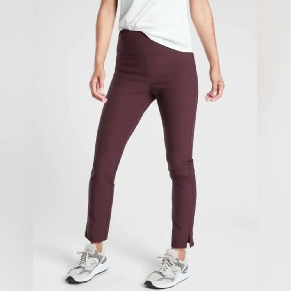 Athleta Wander Slim Ankle Pant Antique Burgundy Size 6 Athleisure Gym